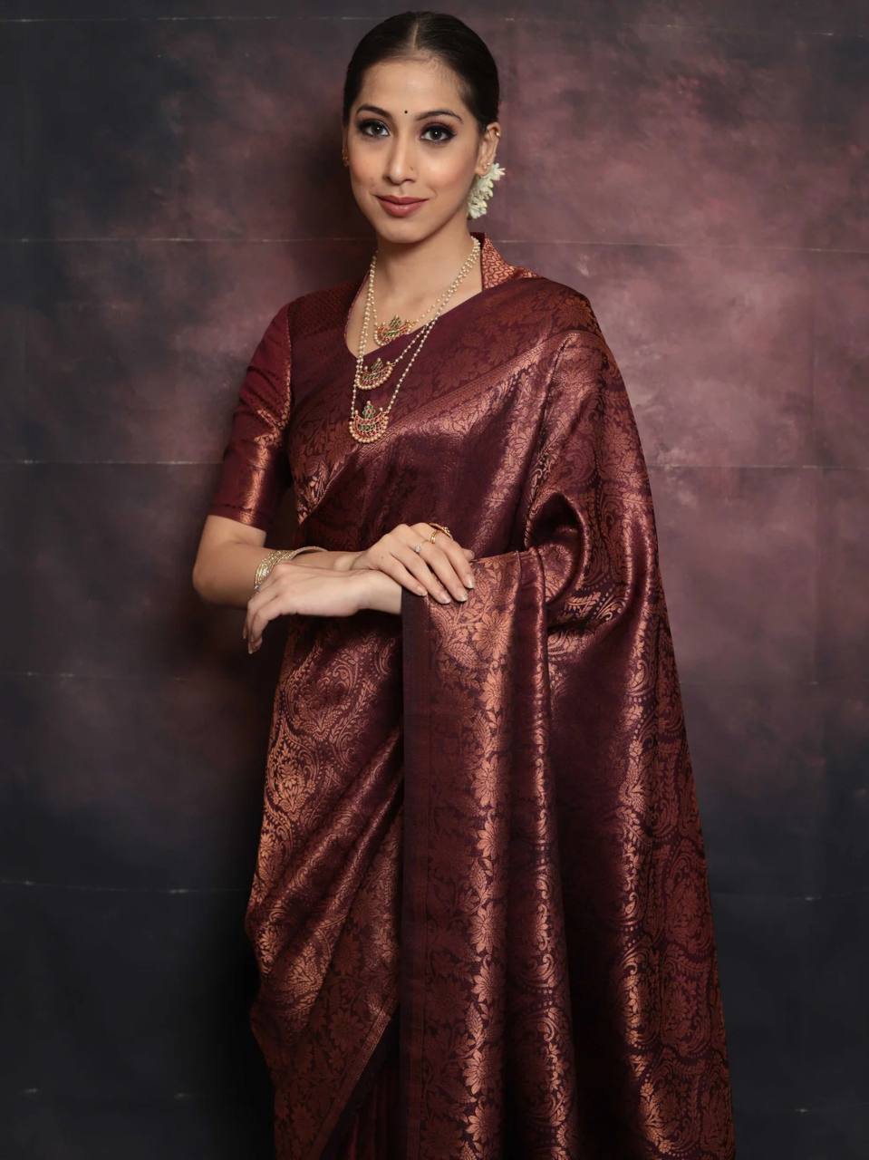 Organic Banarasi Wedding Saree – Lightweight & Breathable