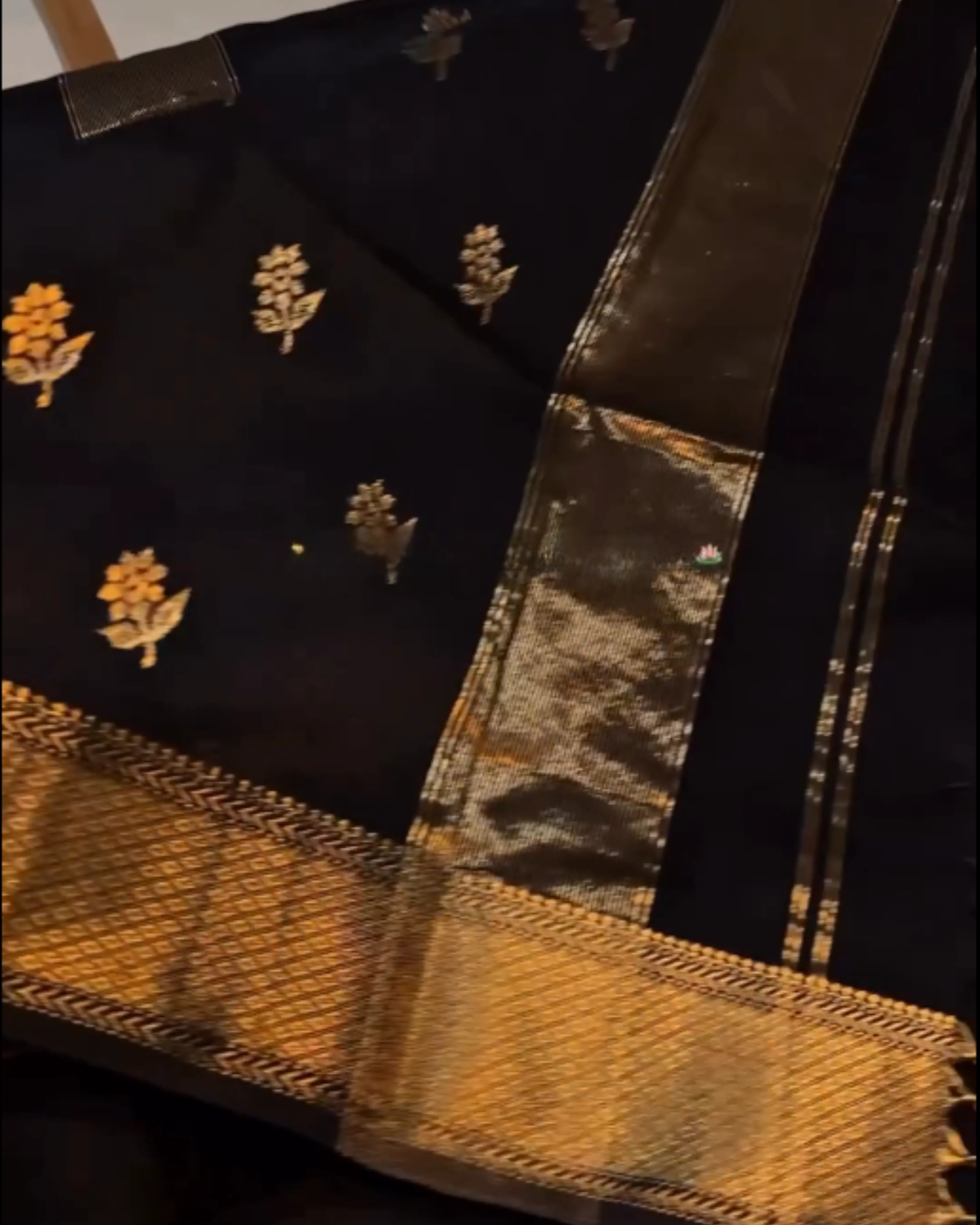 Kanakambari Silk Saree