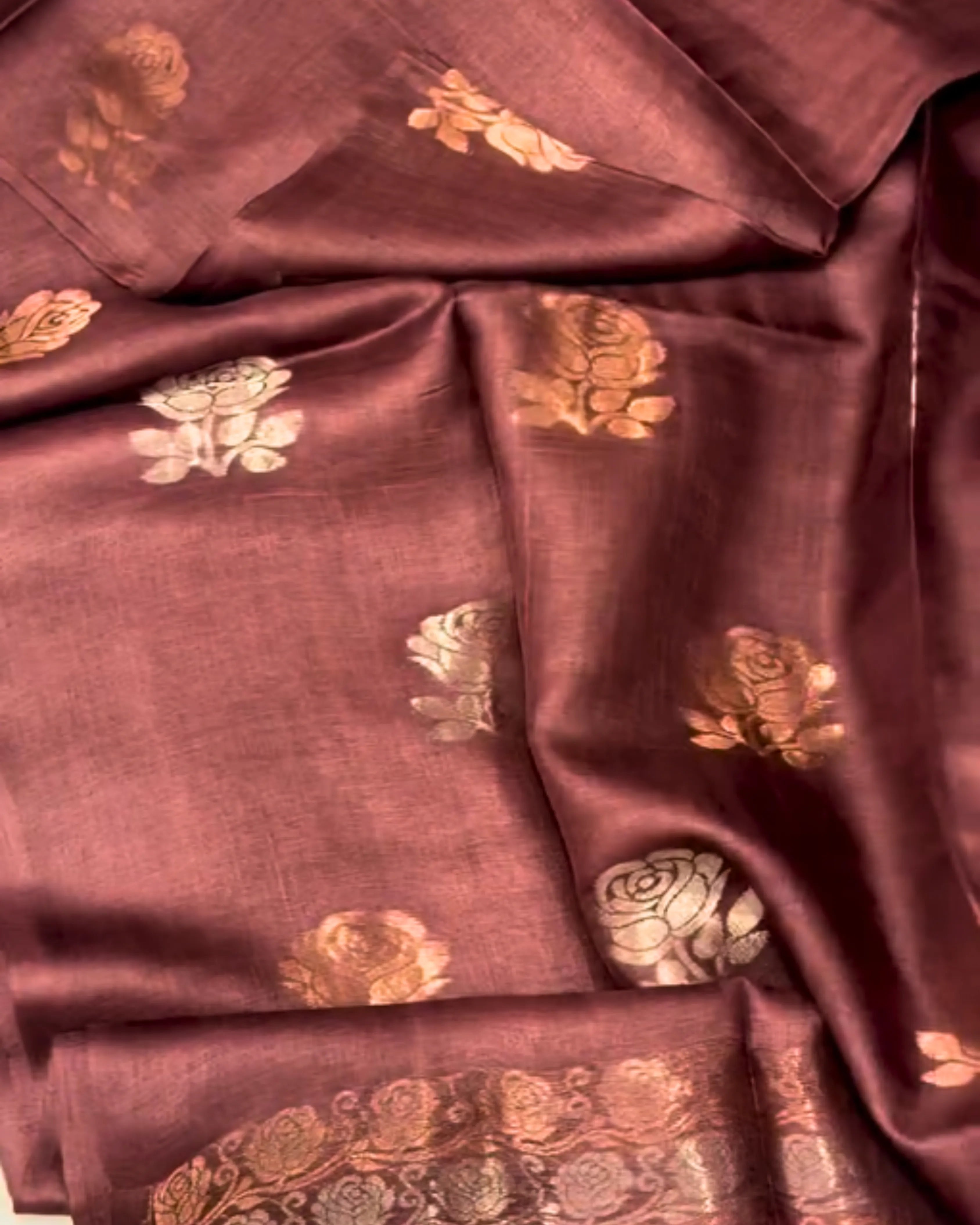 Shimmer Jamdani Saree