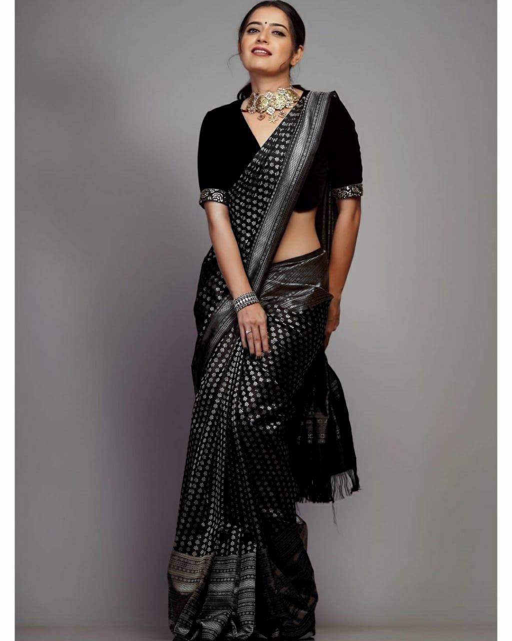 Elegant Banarasi Saree in Premium Lichi Silk