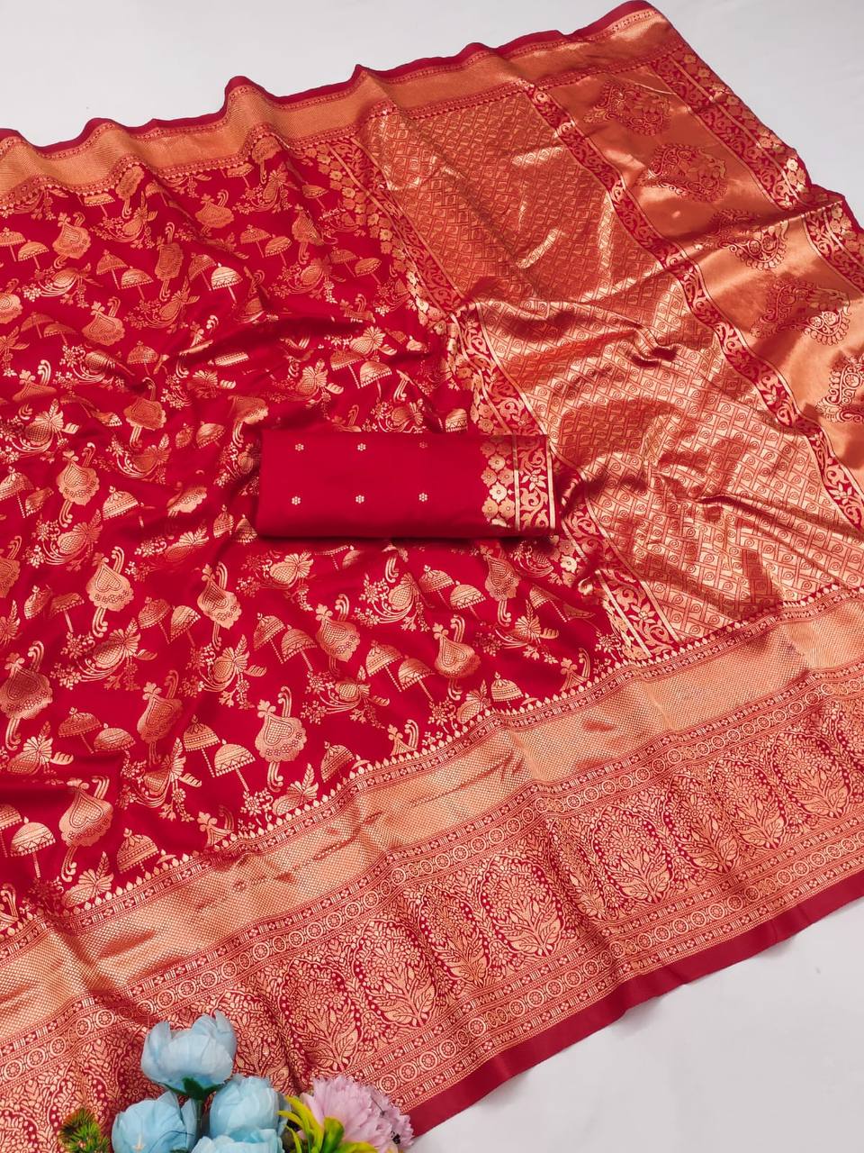 Organic Banarasi Wedding Saree – Lightweight &amp; Breathable