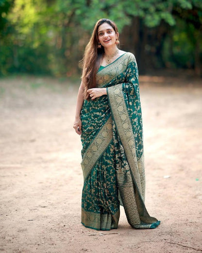 Organic Banarasi Wedding Saree – Lightweight &amp; Breathable