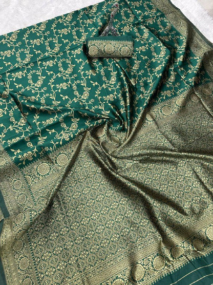 Organic Banarasi Wedding Saree – Lightweight &amp; Breathable