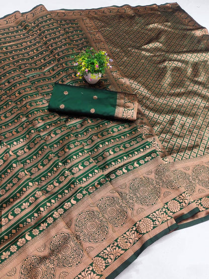Organic Banarasi Wedding Saree – Lightweight &amp; Breathable
