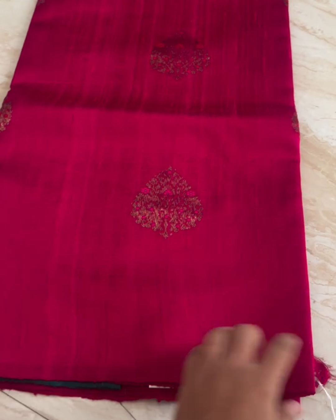 Aira Banarasi Silk Saree