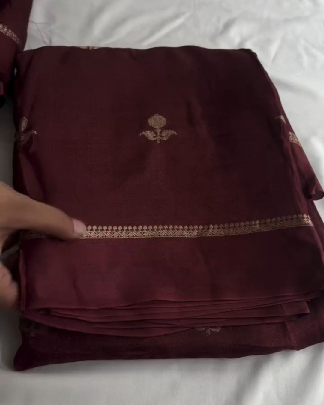 Chocolate Vaira Oosi Silk Saree