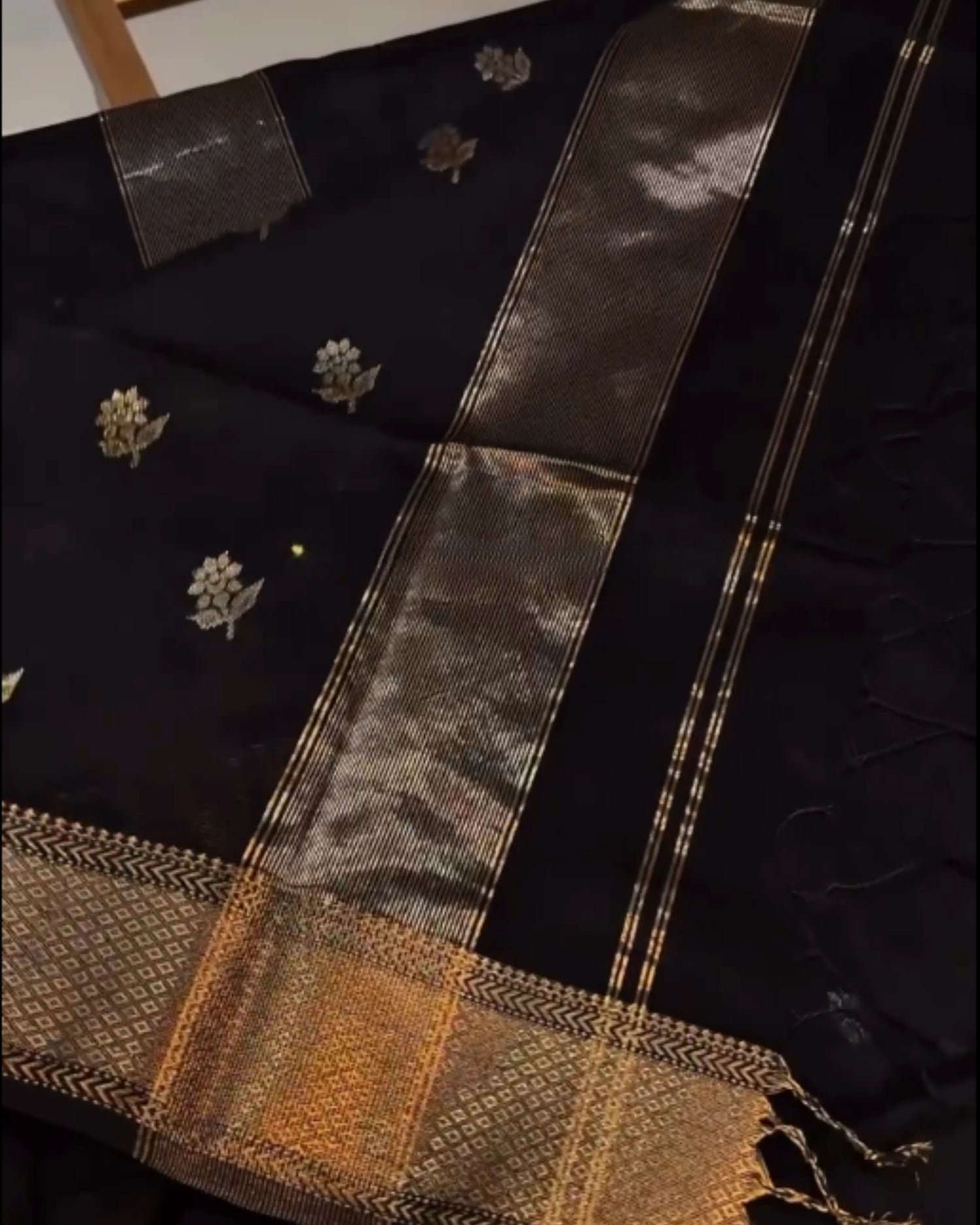 Kanakambari Silk Saree