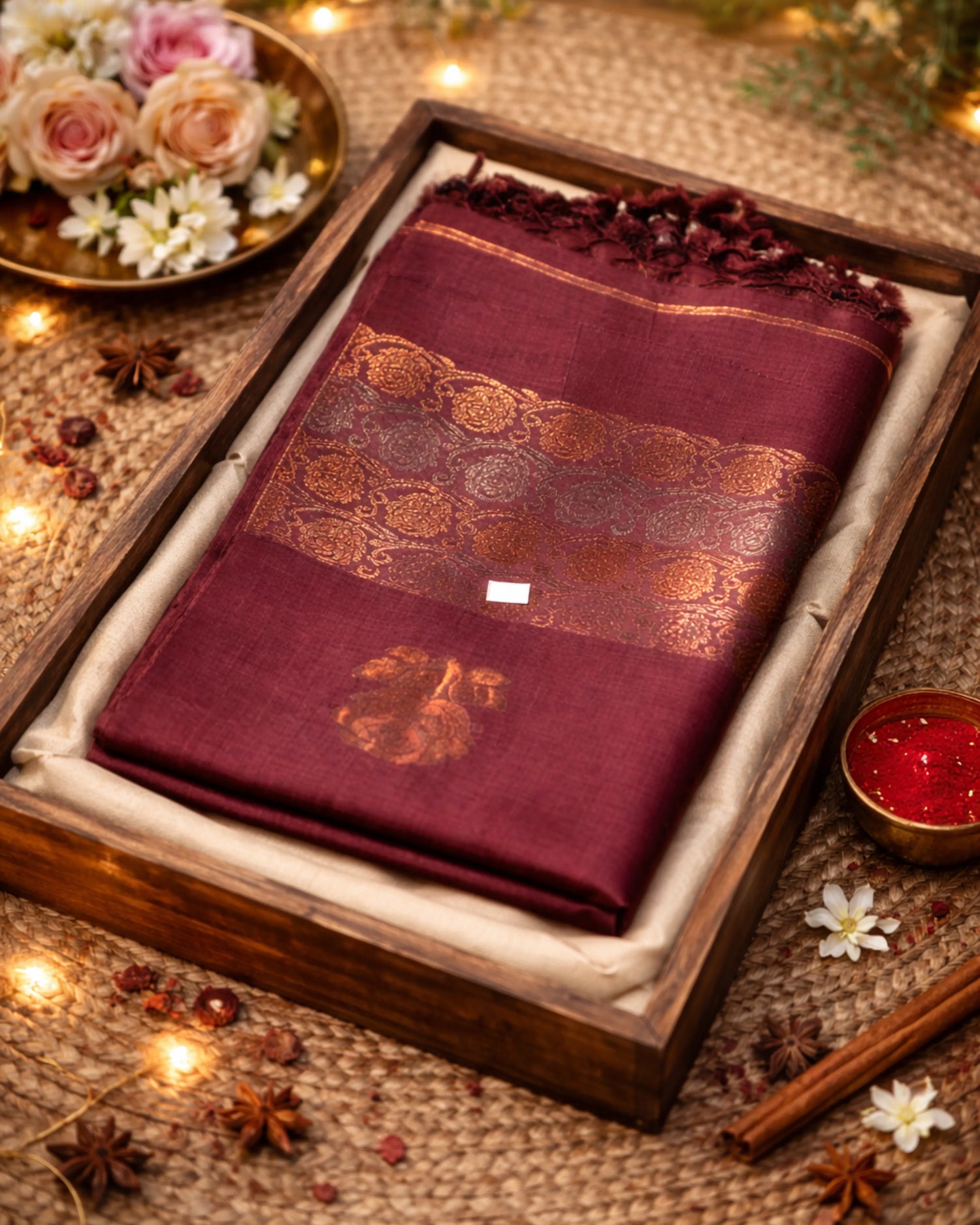 Shimmer Jamdani Saree