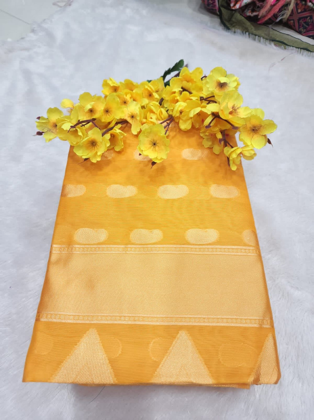 Organic Banarasi Wedding Saree – Light &amp; Comfortable