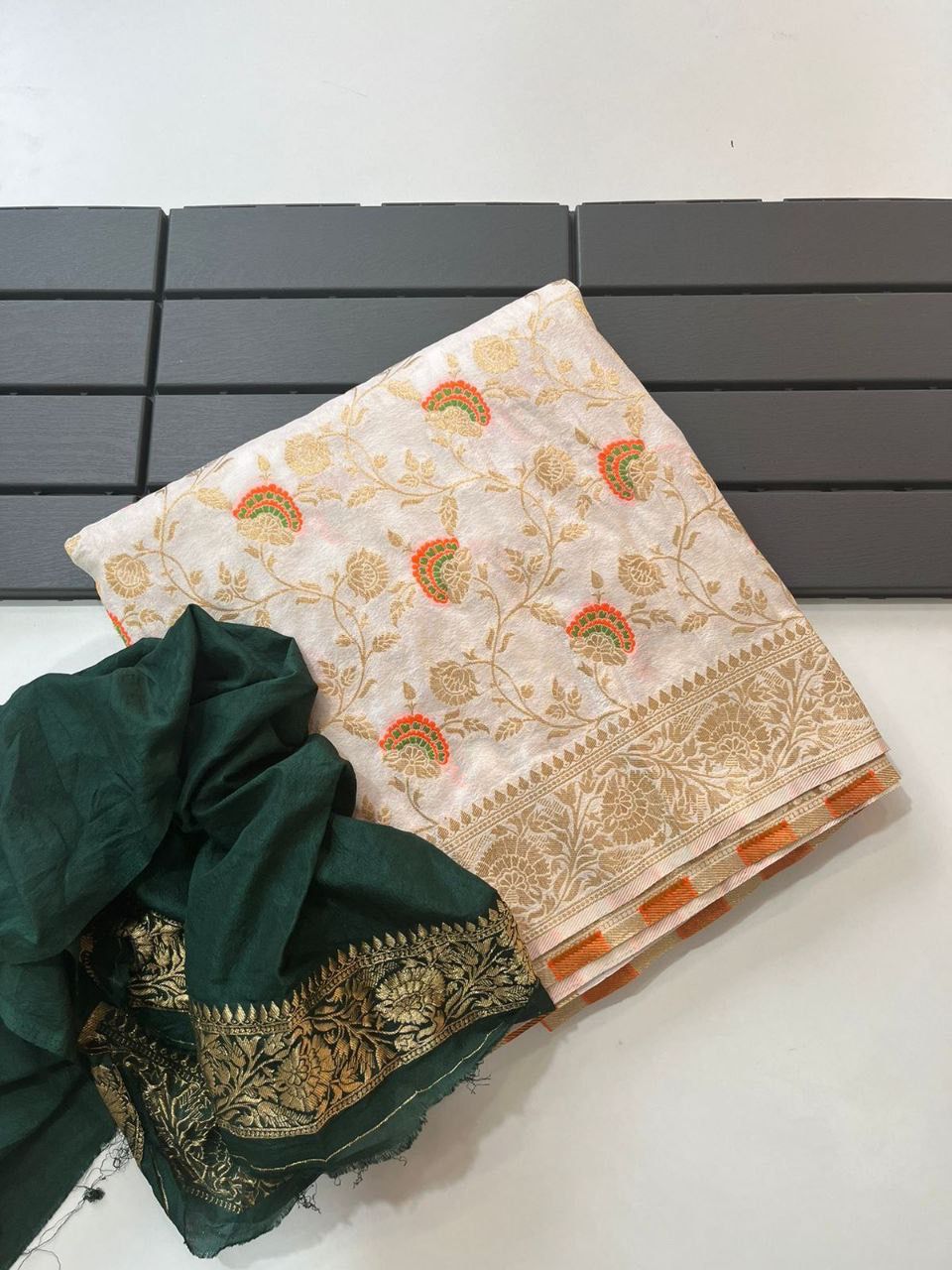 Pure Soft Khadi Georgette Silk Saree with Zari &amp; Meenakari Work – LC-59