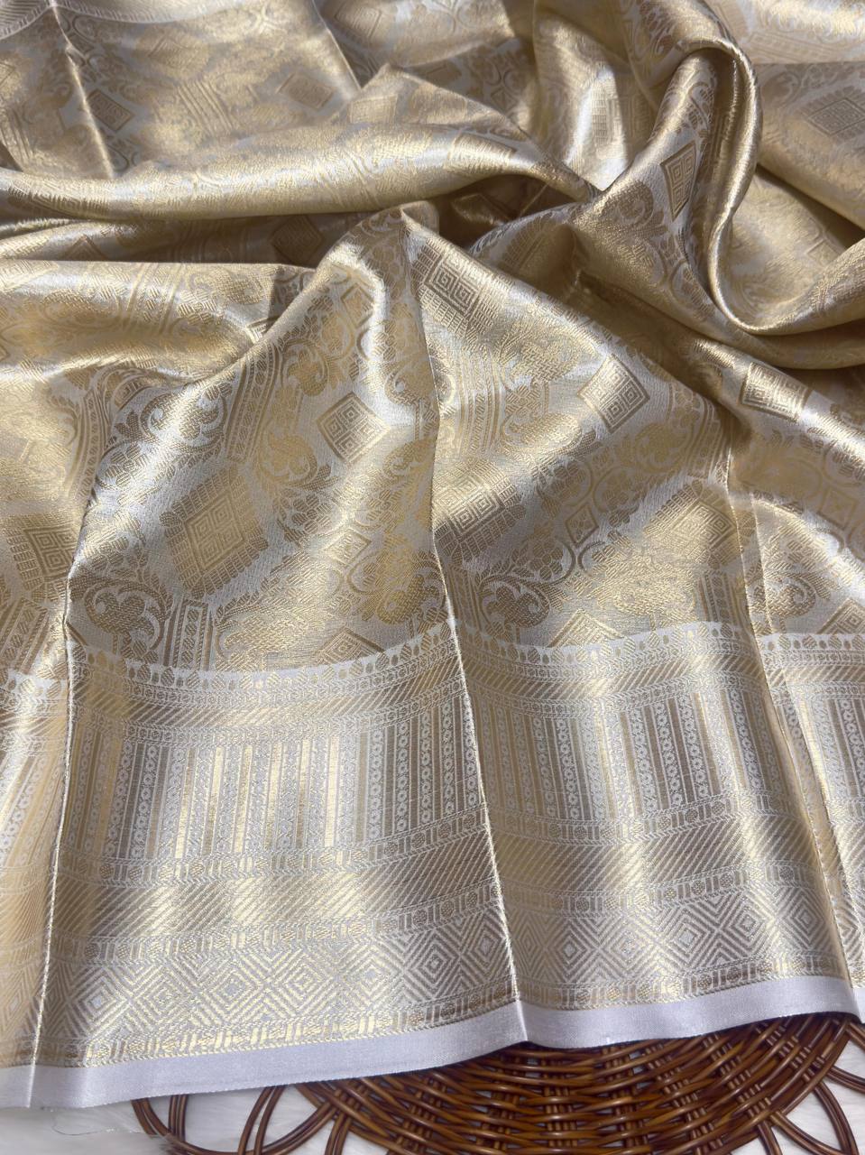 Nayanthara Inspired Banarasi Golden Tissue Zari Silk Saree