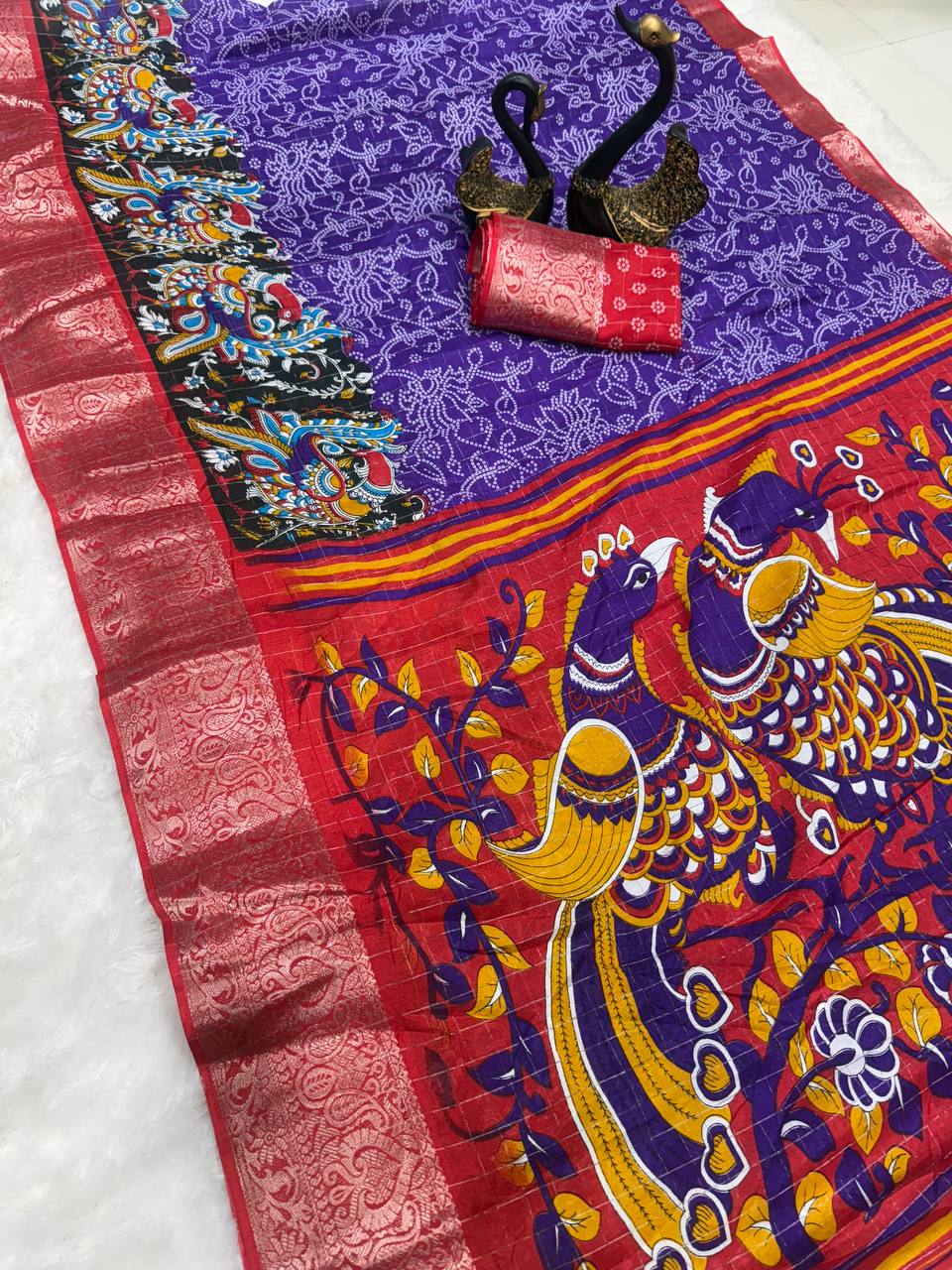 Lightweight Mangalagiri Dola Saree with Print Checks &amp; Kalamkari Pallu